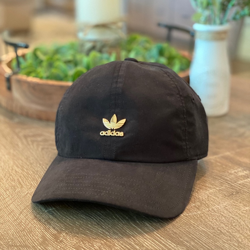 Adidas/Black/Gold/Hat
